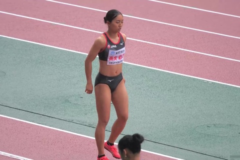 女子陸上　幅跳び競技