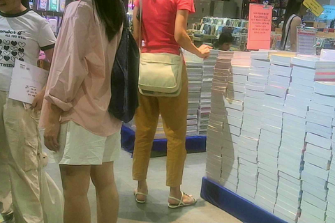 海外書店JS観察１